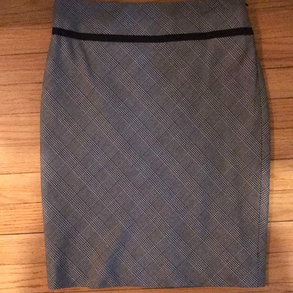 The Limited Pencil Skirt